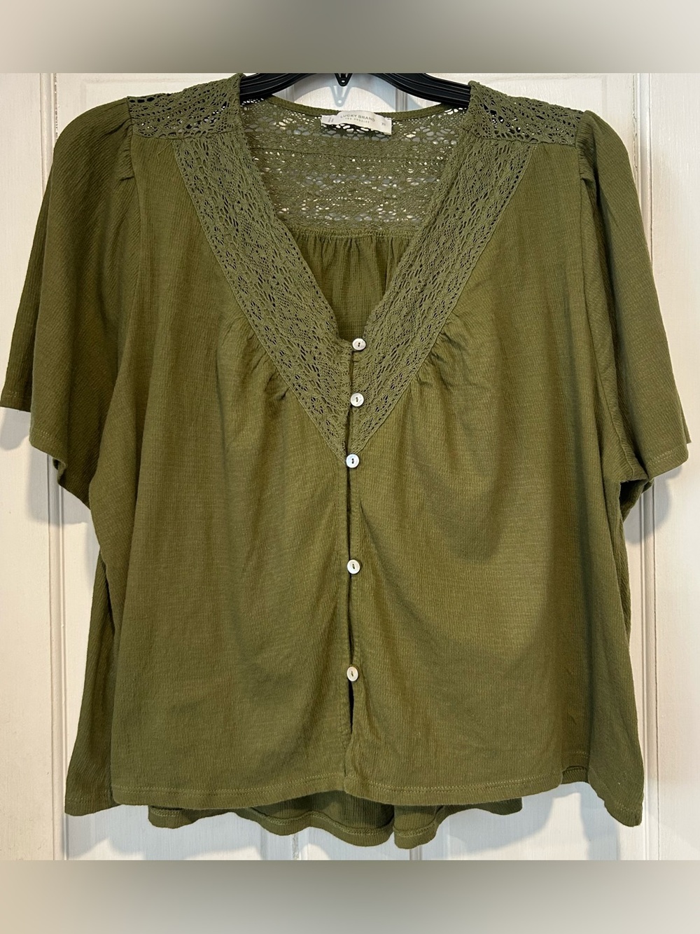 Lucky Brand V Neck Embroidered Yoke Button Front Short Sleeve Olive Green XL